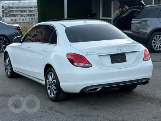 mercedes benz c300 2018 — 3