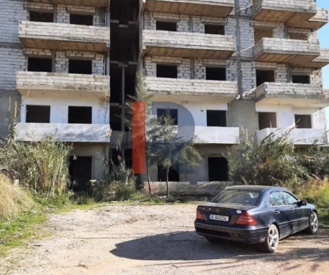 R9-3043 Whole Building for Sale in Bhanin Menyeh – 2 Blocks on 990m² — 3