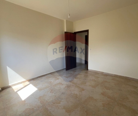Apartments for sale in Barsa - R9-2743 Elegant 3-Bedroom Apartment with Maid&rsquo;s Room - 180m²