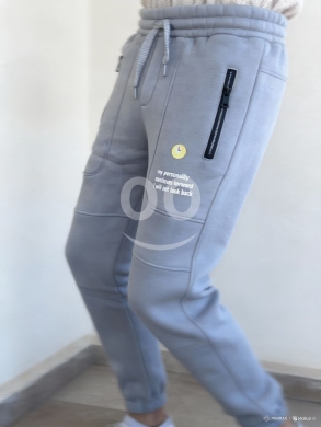 الملابس، الأحذية والزينة في حلبا - pants