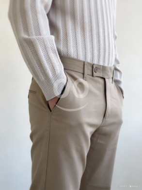 الملابس، الأحذية والزينة في حلبا - pants