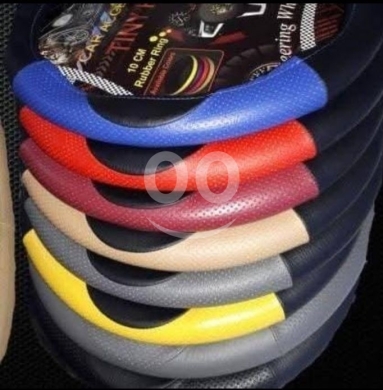 Vehicles accessories in Verdun - غطاء مقود سيارة جلد فاخر بألوان متعددة مريح وعصري | Premium Leather Car Steering Wheel Cover