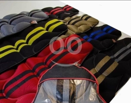 Vehicles accessories in Verdun - أغطية حماية مقاعد السيارة مريحة ورياضية متعددة الألوان | Universal Car Seat Protector Cushions