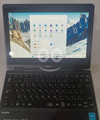 Computers Parts & Software Accessories dans Ras Baalbeck - Laptop NEC