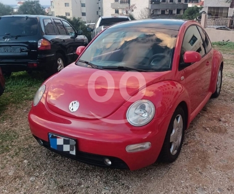 Volkswagen in Khalde - golf beetle