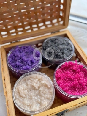 Health & Beauty in Tripoli - body scrub