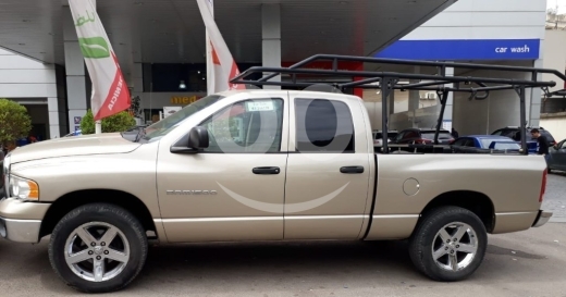 Dodge in Sin el-Fil - 2006 Dodge Ram 1500 - V8 Power, 4x4, Extra Clean & Rust-Free