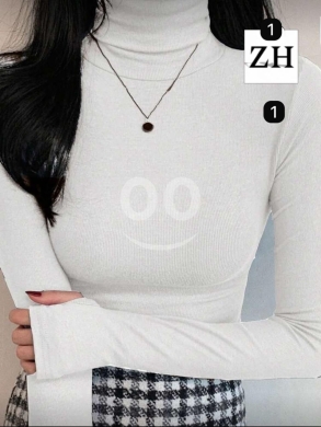 بادي نسائي شتوي بياقة عالية - ناعم وأنيق | Women's Winter Turtleneck Top - Soft & Elegant — 3