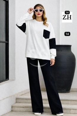 طقم بناتي شتوي مميز: سويت شيرت قطني مع بنطلون جينز | Trendy Girls' Winter Set: Cotton Swe… — 3