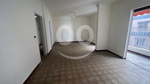 Apartments for sale in Basta - شقة للبيع في بيروت منطقة زقاق لبلاط