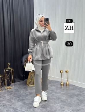 طقم نسائي فايس مصوف أنيق بخصر محدد | Elegant Women's Belted Fleece Knit Two-Piece Set — 3