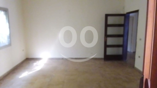 Commercials for sale in Aramoun - محل تجاري للبيع في دوحة عرمون