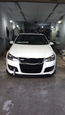 السلع الأخرى في  - Volkswagen Golf MK5 GTI