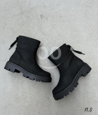 الملابس، الأحذية والزينة في أبو سمرا - بوتين نسائي أسود عصري مريح من زارا | Modern Comfortable Black Women&#039;s Boots from Zara