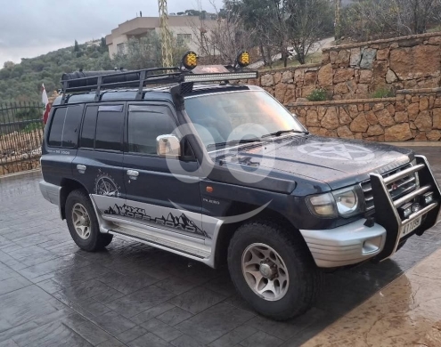 Mitsubishi in Dekouaneh - Pajero 1999