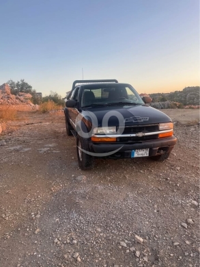 Chevrolet in Achkout - Chevrolet بيكاب Model 2000