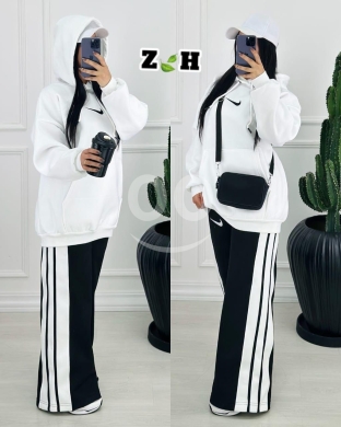 طقم بيجاما نسائي شتوي فليس مصوف بتصميم سبور عصري | Women's Fleece Winter Sporty Tracksuit… — 4