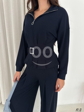 طقم نسائي قطعتين سبور شيك أنيق وعصري | Women's Elegant 2-Piece Sport Chic Pant & Top Set — 3