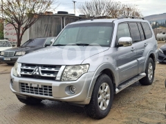 Mitsubishi Pajero GLS 38 2013 ajnabi black leather sunroof full options