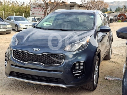 Kia dans Zgharta - Kia Sportage blue black 2018 4 wheel drive ajnabi full options