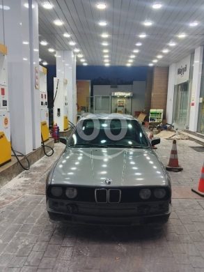 بي ام دبليو في مدينة بيروت - Bmw 325 model 88