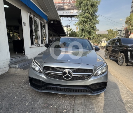 Mercedes-Benz in Ain el-Remmaneh - C450 2016 Gray on Red leather Look 63 AMG