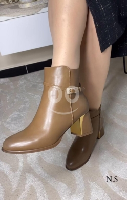 حذاء بوت نسائي أنيق كعب متوسط جودة ماستر زارا | Elegant Zara Master Quality Women's Ankle… — 2