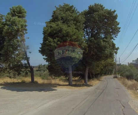 اراضي للبيع في البترون - R9-3052 Land for Sale in Rachkida - Batroun District أرض للبيع في رشكيدة قضاء البترون (3,600 m², Zoning 25/50)