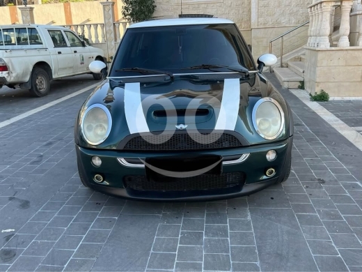 Mini in Beirut City - Mini Cooper 2004