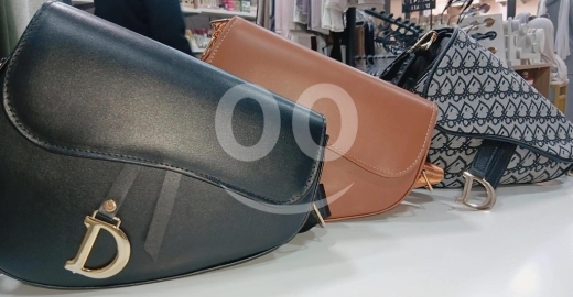 Clothes, Footwear & Accessories in Saida - Luxury Saddle-Style Crossbody Bags with Designer Hardware - Elegant Set Offer: Any 2 for 18$