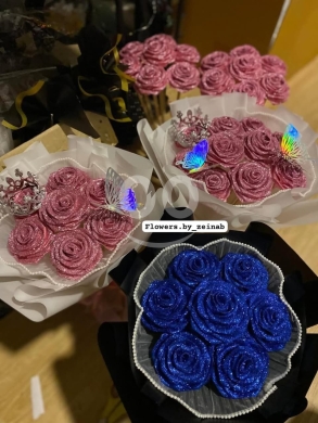 باقة جوري جليتر وردي مع تاج وفراشة ملكية | Pink Glitter Rose Bouquet with Crown & Butterf… — 2