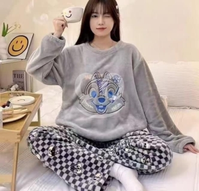 بيجاما فرو نسائية ثقيلة ودافئة | Ultra-Warm Heavy Women's Faux Fur Pajamas — 6