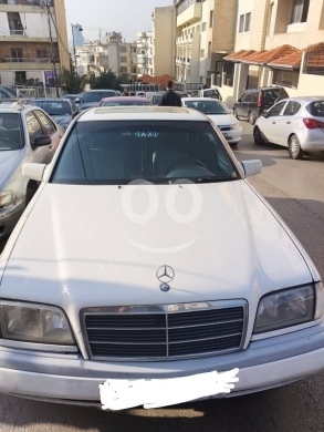 Mercedes-Benz in Bouchrieh - Mercedes C230 1996