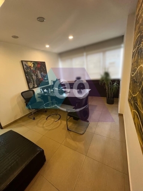 Commercials for rent in Badaro - Renovated-Furnished 90m2 office 4rent in Badaro -مكتب للإيجار في بداروEZ21O1