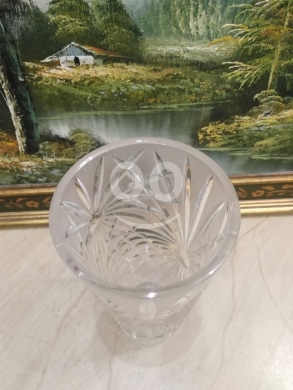 فاز كريستال ألماني أنتيك بزخارف هندسية | Antique German Crystal Vase with Geometric Engra… — 3