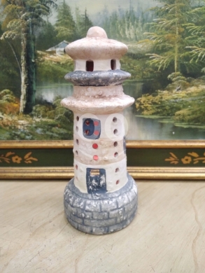 Antiques & Collectibles in Tripoli - شمعدان فخار أوروبي أنتيك تصميم منارة | Antique European Pottery Lighthouse Candlestick