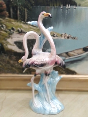 Antiques & Collectibles in Tripoli - تمثال بورسلان أوروبي أنتيك طيور الفلامينغو | Antique European Porcelain Flamingo Figurine
