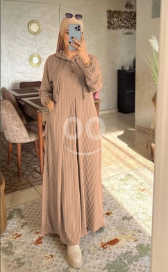Clothes, Footwear & Accessories in Loussiya - فستان
