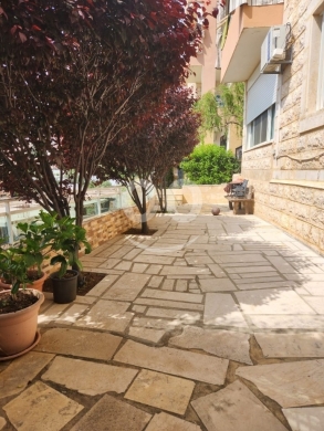 Apartments for sale in Amchit - شقة للبيع في عمشيت كفر سالا مع تراس كبي | New 125 sqm Apartment with Terrace for Sale in Amchit