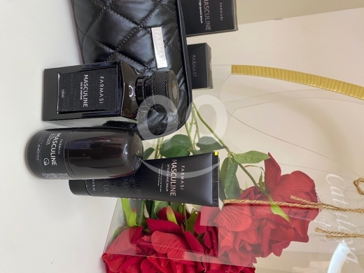 Health & Beauty in Al Dahye - مجموعة فارماسي "ماسكولين" للرجال مع حقيبة جلدية | Farmasi Masculine Collection Men&#039;s Gift Set