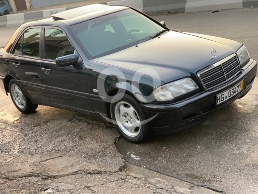 Mercedes-Benz dans Ghaziyeh - Mercedes C180 model 98