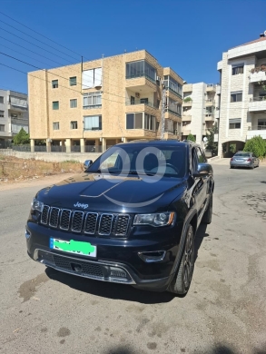 Microvoiture dans  - Grand Cherokee limited