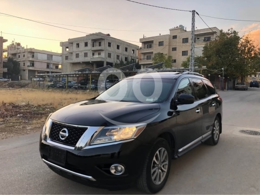 Nissan in Mar Elias - Nissan Pathfinder Model 2013