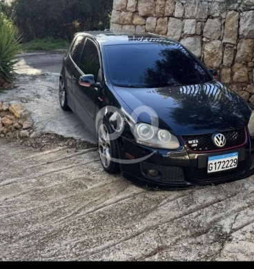 Volkswagen in Beirut City - Golf 2006