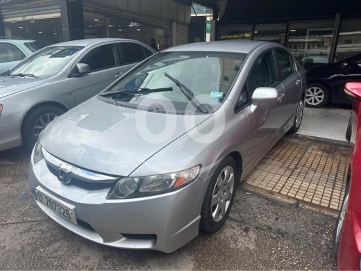 Honda in Berj Hammoud - Honda civic 2009