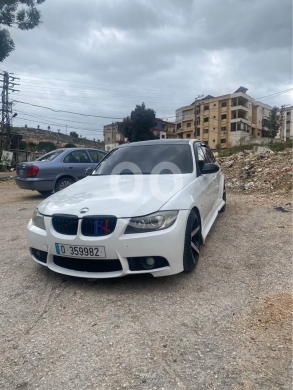 BMW dans Nabatyeh - BMW e90 2006