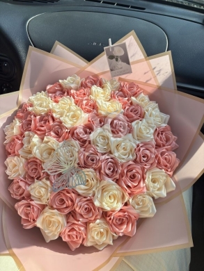 باقة زهور ساتان يدوية بألوان الباستيل الهادئة | Handmade Pastel Satin Flower Bouquet — 5