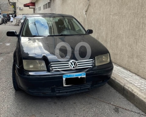 Volkswagen in Beirut City - Golf Model 2000