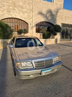 Mercedes-Benz in Dekouaneh - Mercedes-Benz c-class 1999