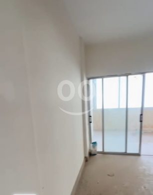 Apartments for sale in Hamra - شقة لقطة "على المفتاح" للبيع في الحمرا - محيط أوتيل كومودور | موقع استراتيجي وتجهيزات متكاملة